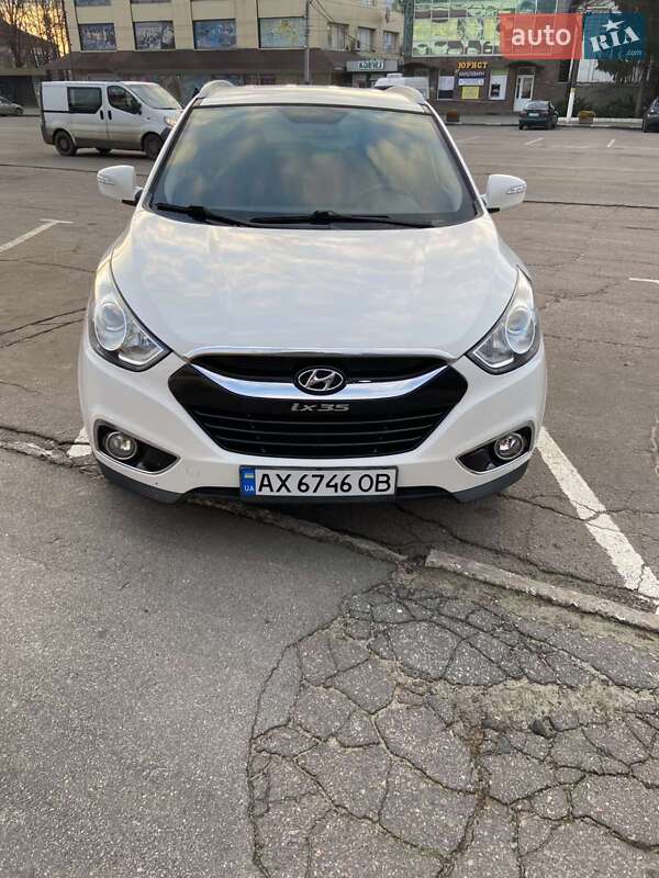 Внедорожник / Кроссовер Hyundai ix35 2012 в Харькове