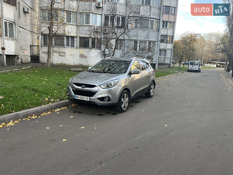 Внедорожник / Кроссовер Hyundai ix35 2012 в Одессе