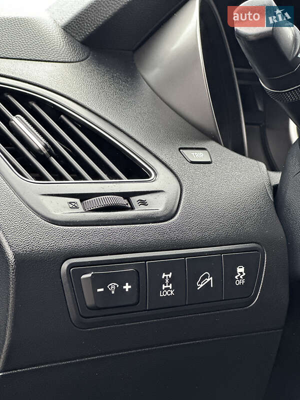 Внедорожник / Кроссовер Hyundai ix35 2011 в Радивилове