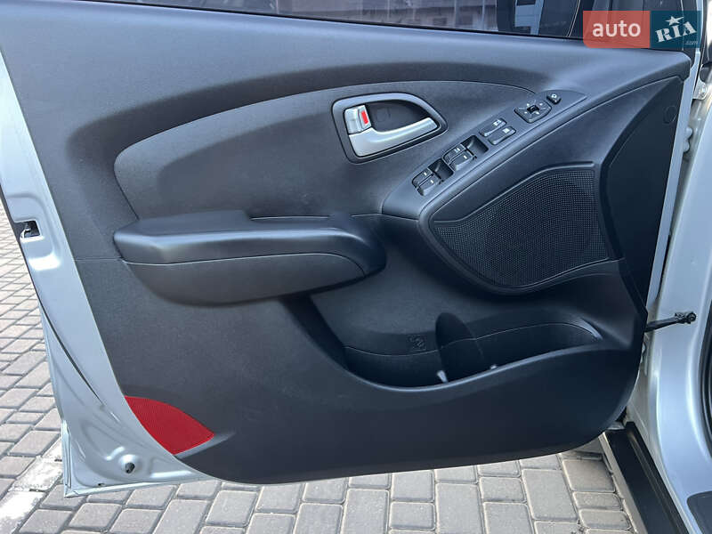 Внедорожник / Кроссовер Hyundai ix35 2013 в Одессе