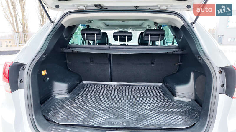 Внедорожник / Кроссовер Hyundai ix35 2011 в Киеве