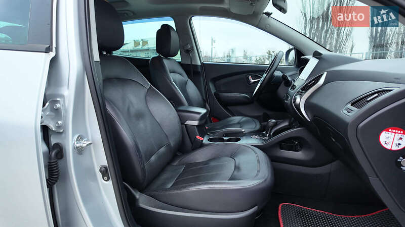 Внедорожник / Кроссовер Hyundai ix35 2011 в Киеве
