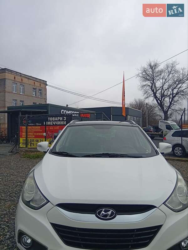 Позашляховик / Кросовер Hyundai ix35 2011 в Житомирі