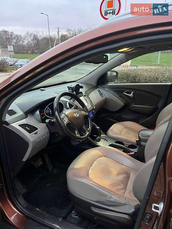 Внедорожник / Кроссовер Hyundai ix35 2013 в Ивано-Франковске фото 15 Внедорожник / Кроссовер Hyundai ix35 2013 в Ивано-Франковске