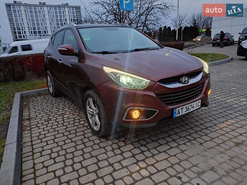 Внедорожник / Кроссовер Hyundai ix35 2013 в Ивано-Франковске фото 4 Внедорожник / Кроссовер Hyundai ix35 2013 в Ивано-Франковске