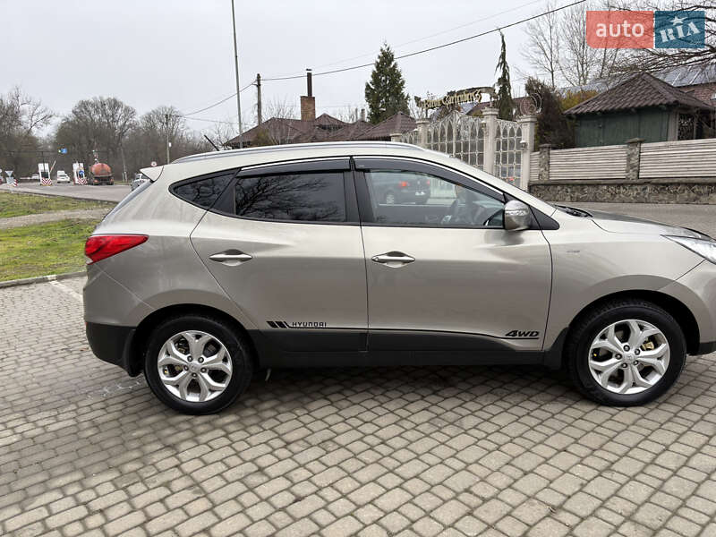 Внедорожник / Кроссовер Hyundai ix35 2010 в Черновцах фото 5 Внедорожник / Кроссовер Hyundai ix35 2010 в Черновцах
