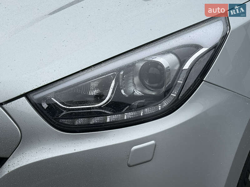 Внедорожник / Кроссовер Hyundai ix35 2015 в Ровно