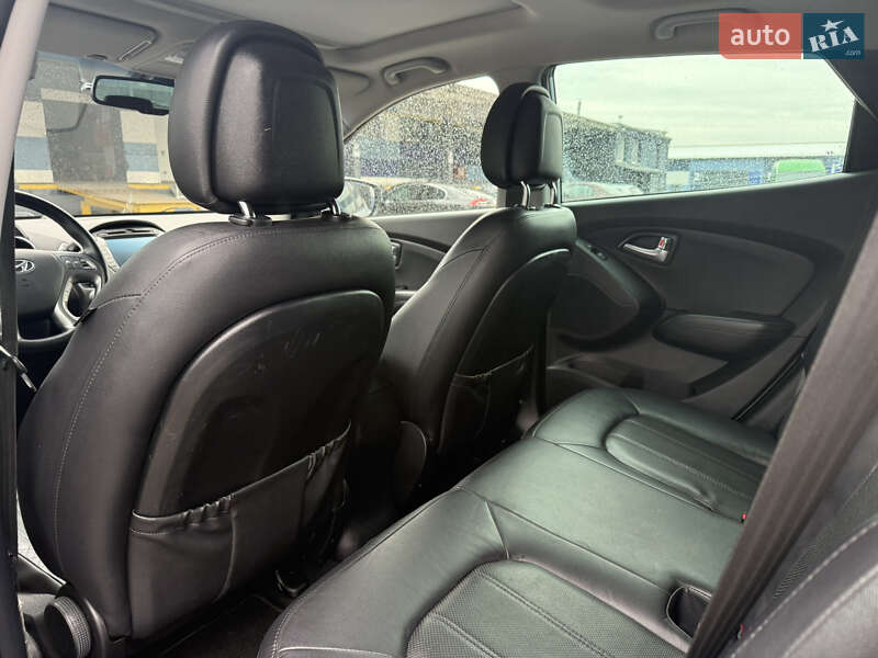 Внедорожник / Кроссовер Hyundai ix35 2015 в Ровно