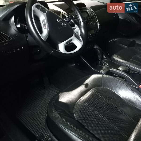 Внедорожник / Кроссовер Hyundai ix35 2011 в Чернигове фото 16 Внедорожник / Кроссовер Hyundai ix35 2011 в Чернигове
