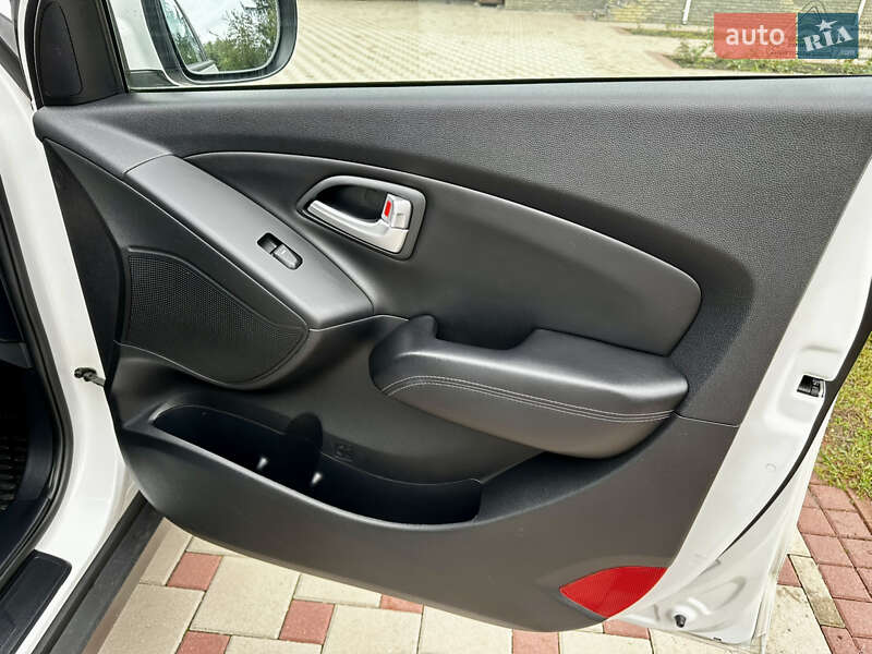 Внедорожник / Кроссовер Hyundai ix35 2013 в Киеве фото 25 Внедорожник / Кроссовер Hyundai ix35 2013 в Киеве
