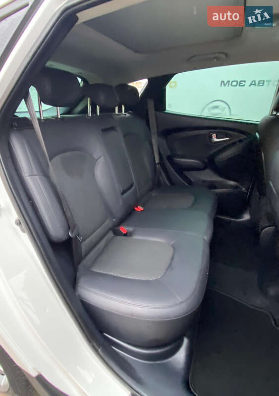 Внедорожник / Кроссовер Hyundai ix35 2012 в Ровно