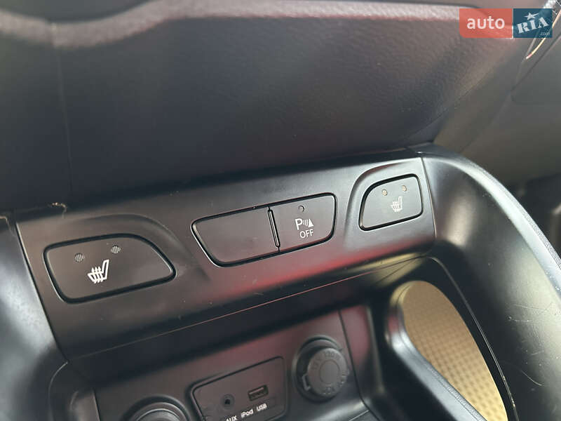 Внедорожник / Кроссовер Hyundai ix35 2010 в Николаеве фото 14 Внедорожник / Кроссовер Hyundai ix35 2010 в Николаеве