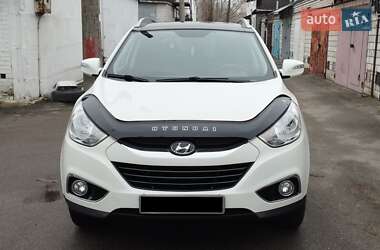 Внедорожник / Кроссовер Hyundai ix35 2010 в Киеве