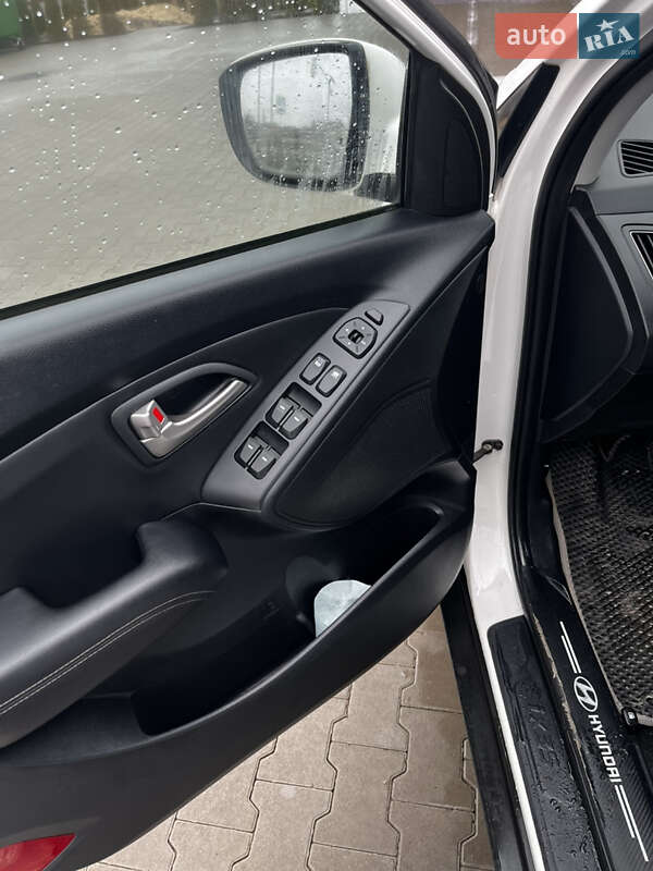 Внедорожник / Кроссовер Hyundai ix35 2013 в Виннице фото 13 Внедорожник / Кроссовер Hyundai ix35 2013 в Виннице