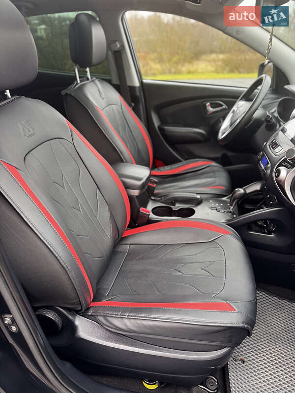 Внедорожник / Кроссовер Hyundai ix35 2010 в Зборове фото 38 Внедорожник / Кроссовер Hyundai ix35 2010 в Зборове