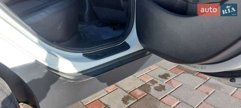 Внедорожник / Кроссовер Hyundai ix35 2010 в Запорожье