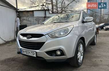 Позашляховик / Кросовер Hyundai ix35 2010 в Одесі