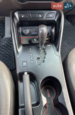 Позашляховик / Кросовер Hyundai ix35 2011 в Івано-Франківську