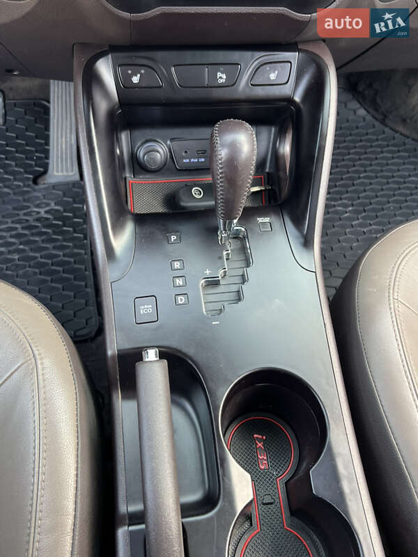 Позашляховик / Кросовер Hyundai ix35 2011 в Івано-Франківську