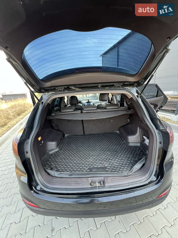 Позашляховик / Кросовер Hyundai ix35 2011 в Івано-Франківську