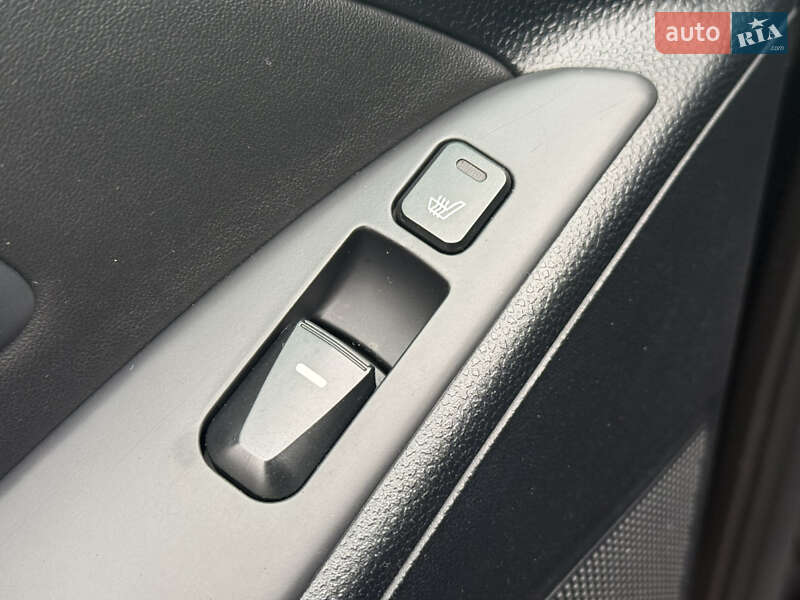 Позашляховик / Кросовер Hyundai ix35 2012 в Рівному