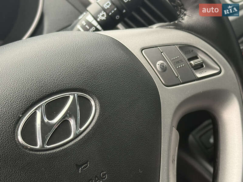 Позашляховик / Кросовер Hyundai ix35 2012 в Рівному