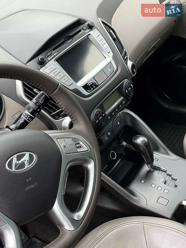Позашляховик / Кросовер Hyundai ix35 2011 в Чорноморську