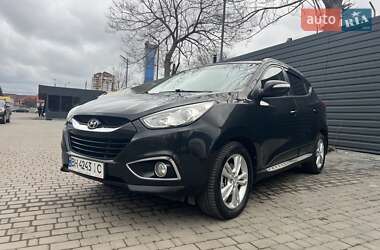 Позашляховик / Кросовер Hyundai ix35 2010 в Одесі