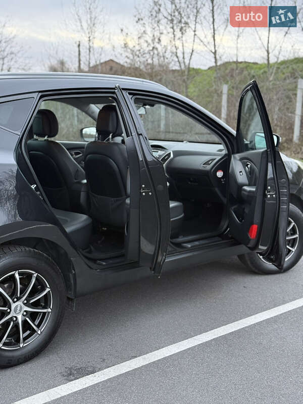 Позашляховик / Кросовер Hyundai ix35 2010 в Вінниці