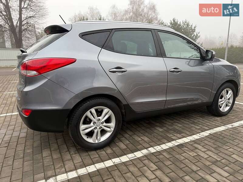 Позашляховик / Кросовер Hyundai ix35 2013 в Луцьку