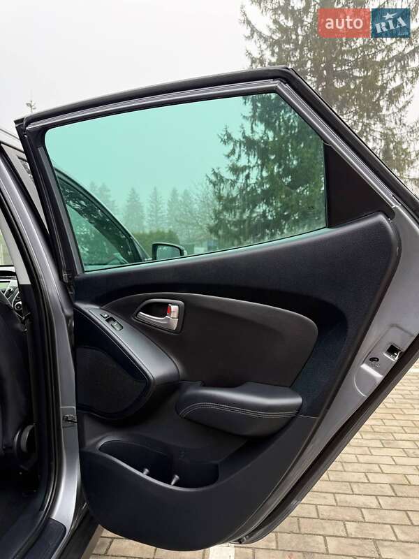 Позашляховик / Кросовер Hyundai ix35 2013 в Луцьку