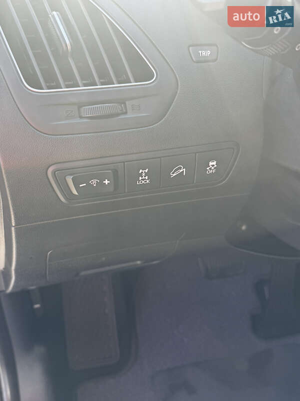 Позашляховик / Кросовер Hyundai ix35 2011 в Кривому Озері