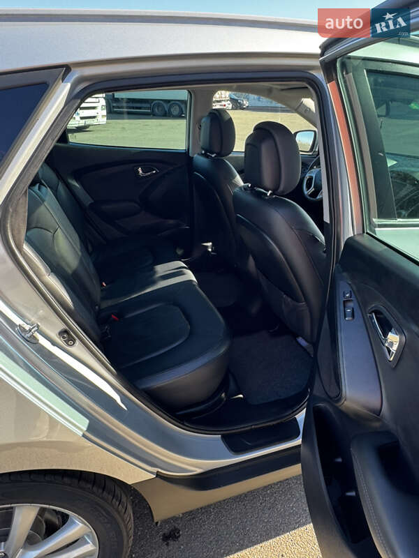 Позашляховик / Кросовер Hyundai ix35 2011 в Кривому Озері