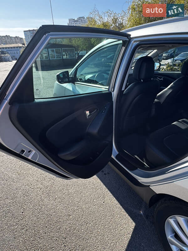 Позашляховик / Кросовер Hyundai ix35 2011 в Кривому Озері