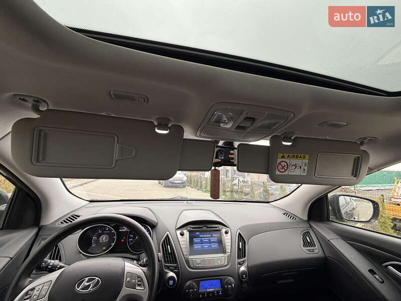 Позашляховик / Кросовер Hyundai ix35 2015 в Луцьку