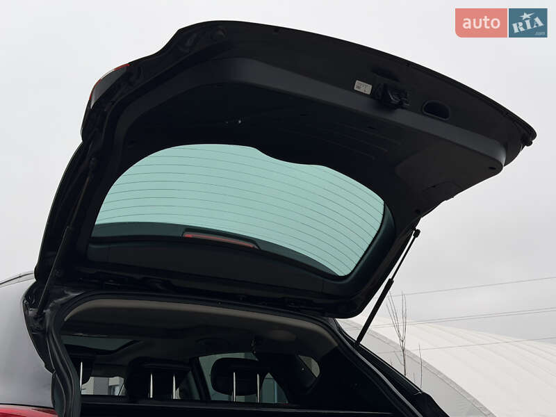 Позашляховик / Кросовер Hyundai ix35 2015 в Луцьку