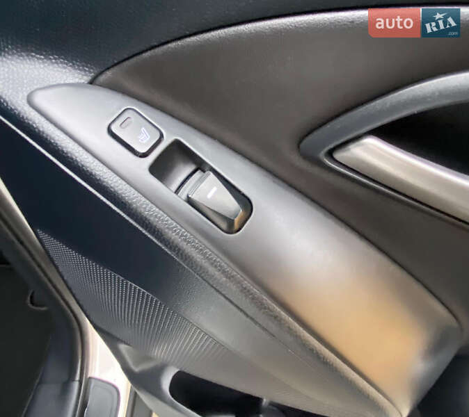 Позашляховик / Кросовер Hyundai ix35 2012 в Рівному