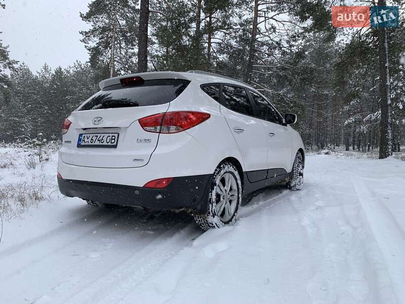 Внедорожник / Кроссовер Hyundai ix35 2012 в Харькове