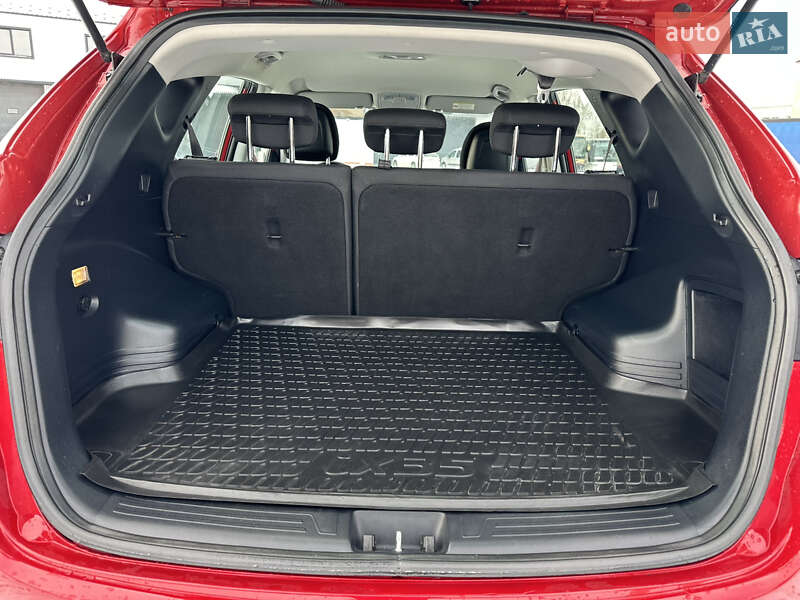 Позашляховик / Кросовер Hyundai ix35 2010 в Рівному