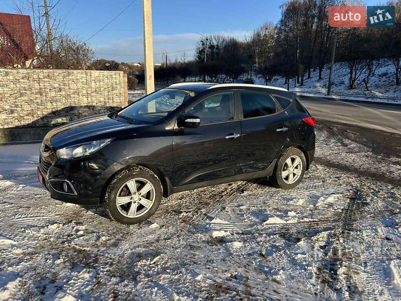 Внедорожник / Кроссовер Hyundai ix35 2011 в Ровно