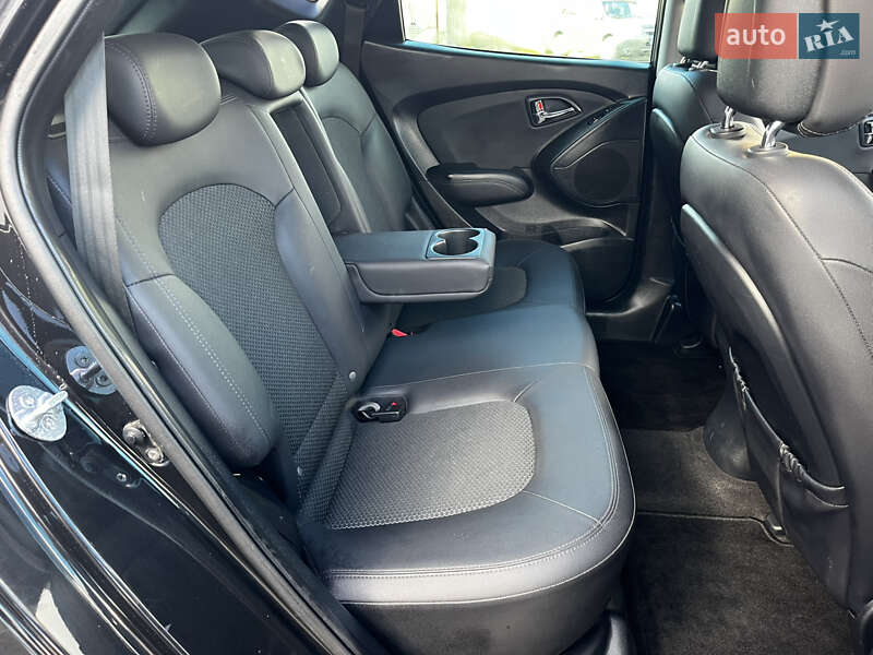 Позашляховик / Кросовер Hyundai ix35 2010 в Луцьку фото 33 Позашляховик / Кросовер Hyundai ix35 2010 в Луцьку