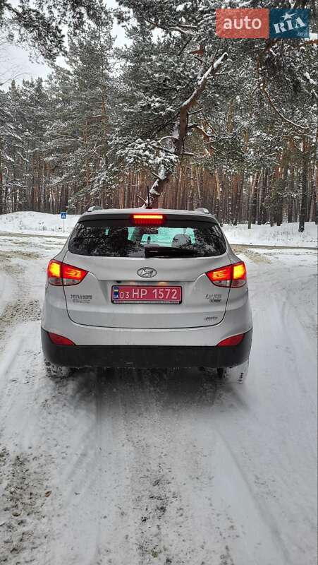 Позашляховик / Кросовер Hyundai ix35 2013 в Харкові