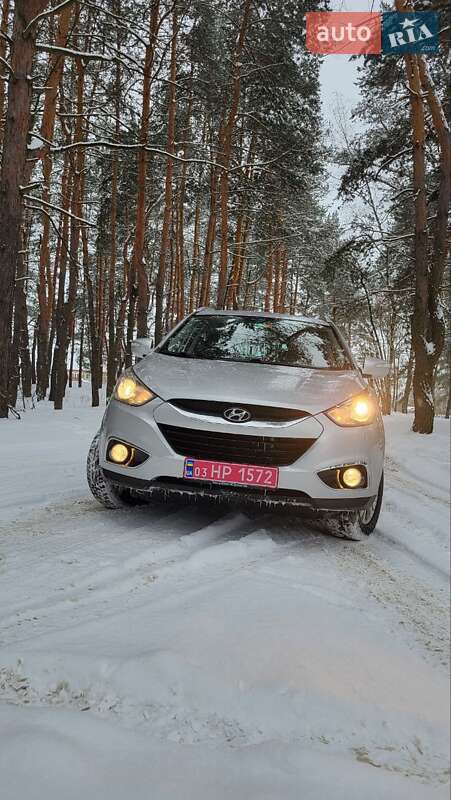 Позашляховик / Кросовер Hyundai ix35 2013 в Харкові