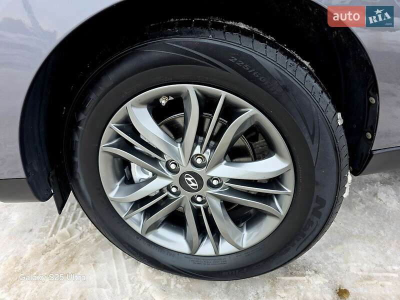 Внедорожник / Кроссовер Hyundai ix35 2015 в Калуше