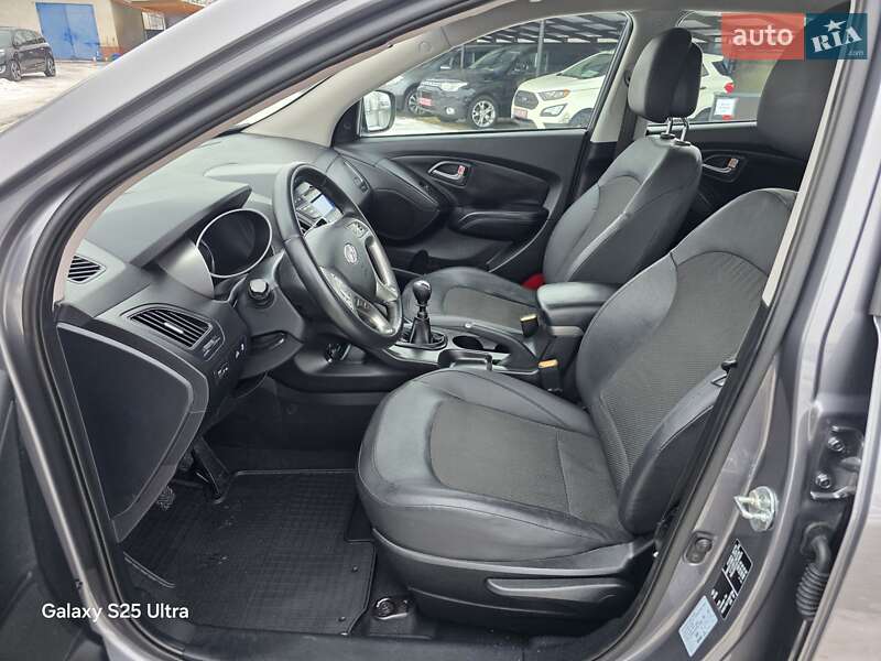 Внедорожник / Кроссовер Hyundai ix35 2015 в Калуше