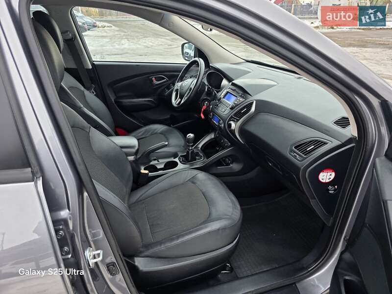 Внедорожник / Кроссовер Hyundai ix35 2015 в Калуше