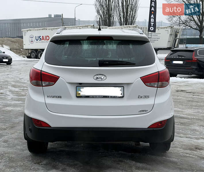 Внедорожник / Кроссовер Hyundai ix35 2011 в Киеве