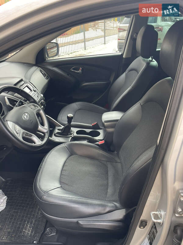 Внедорожник / Кроссовер Hyundai ix35 2010 в Виннице фото 10 Внедорожник / Кроссовер Hyundai ix35 2010 в Виннице