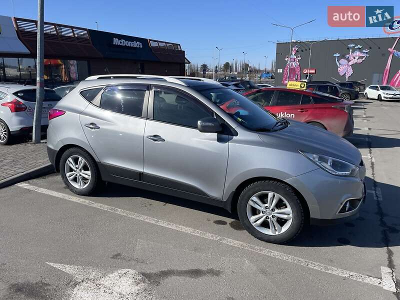 Внедорожник / Кроссовер Hyundai ix35 2012 в Киеве