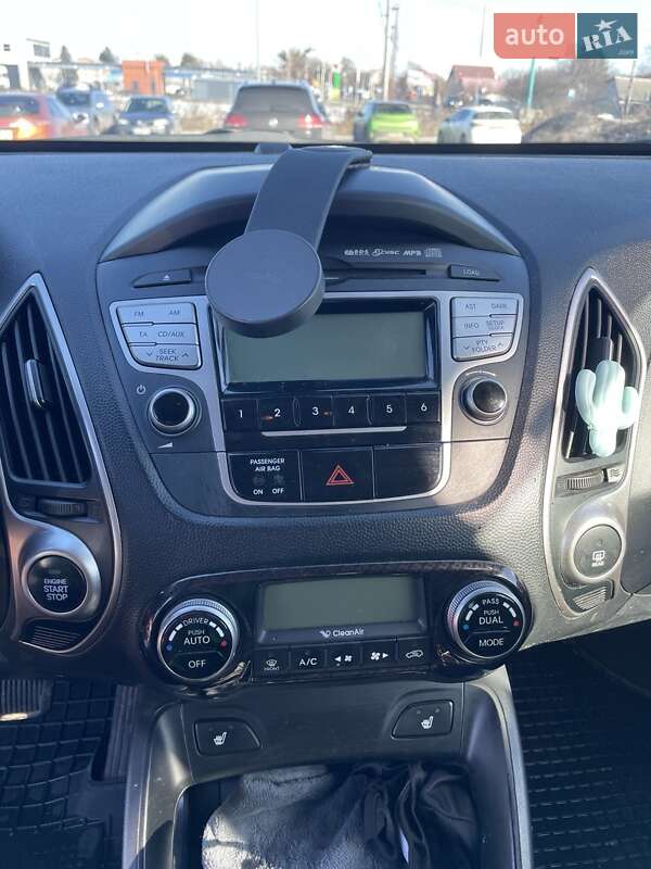 Внедорожник / Кроссовер Hyundai ix35 2012 в Киеве